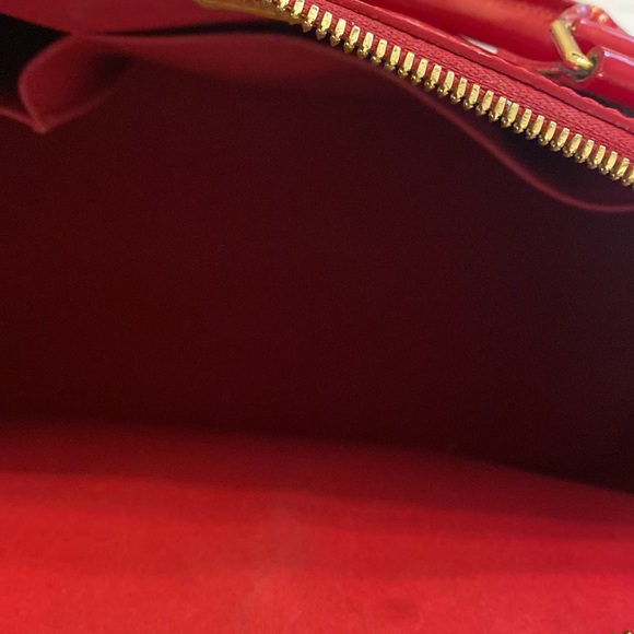 Louis Vuitton Alma-Gm Apple of Love Color with Dust Bag & Box LIKE NEW - Picture 6 of 7